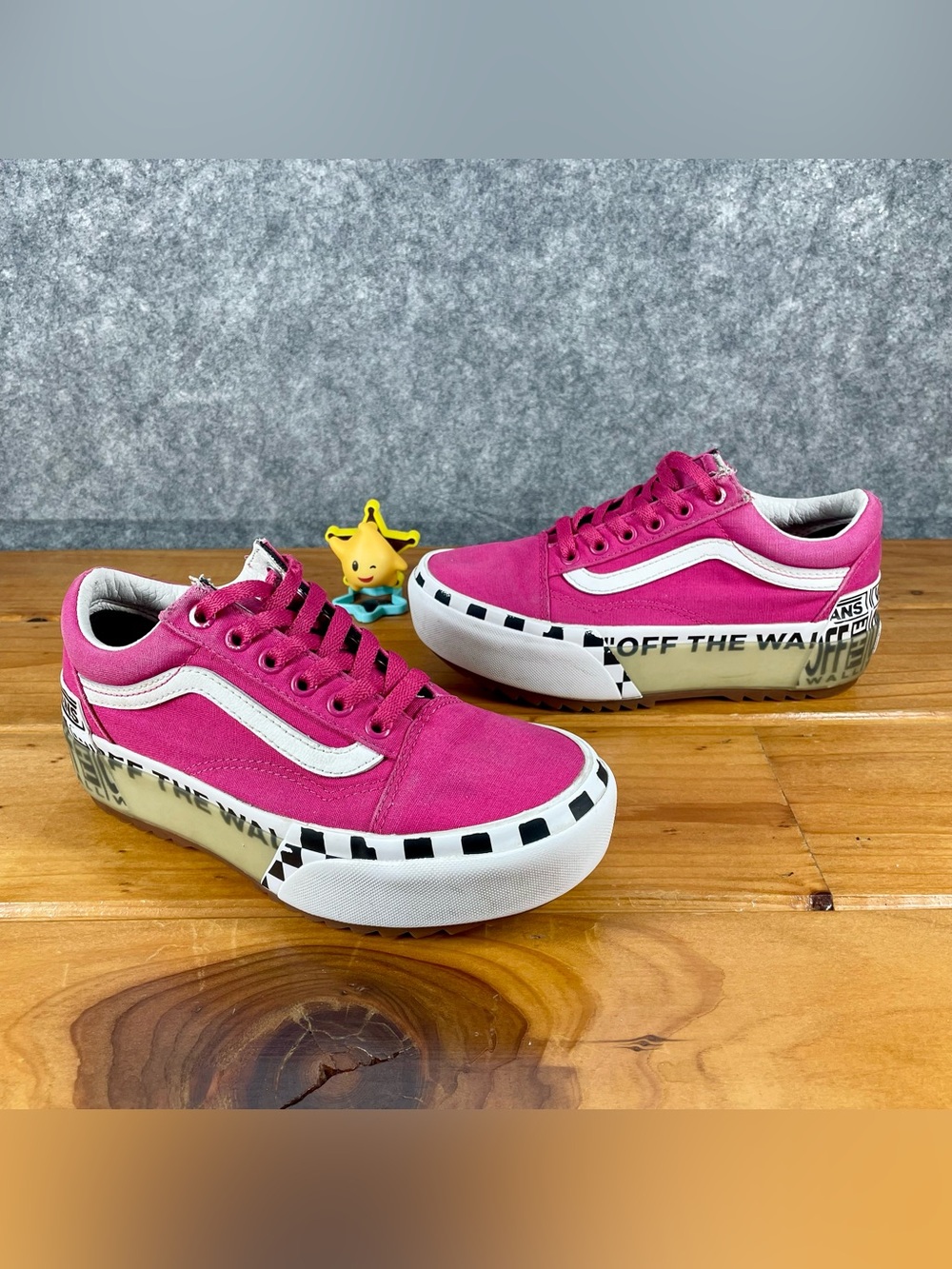 VANS Old‎ Skool Stacked Logo Platform Cabaret Pink Checker Womens 6 / Mens 4.5